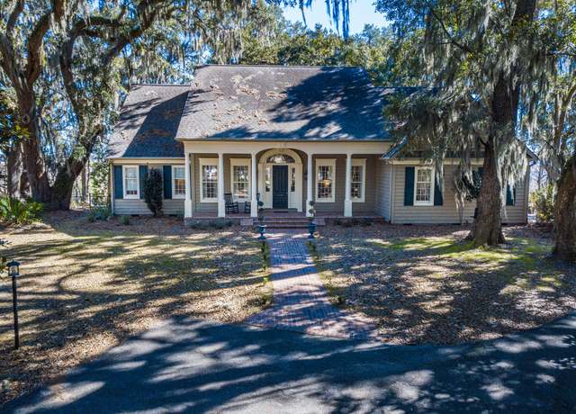 Property at 762 Wraggs Ferry Rd, Georgetown, SC 29440, 3 beds, 4 baths