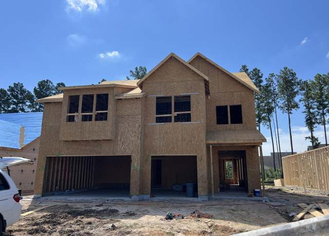 Property at 143 Seaton St, Summerville, SC 29486, 4 beds, 3 baths