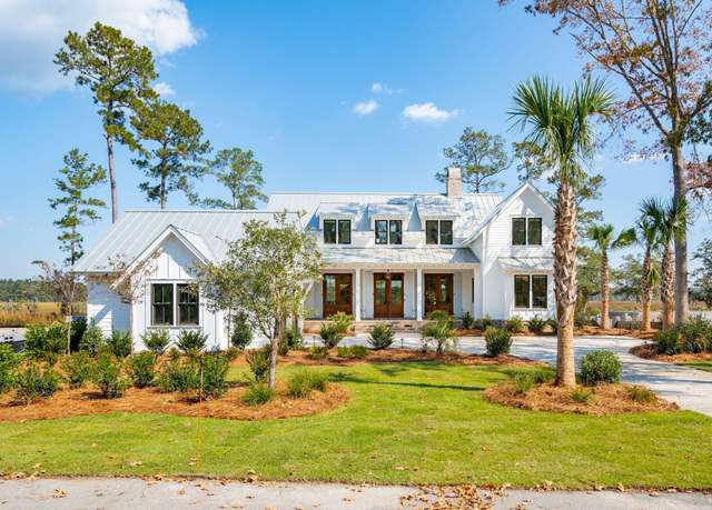 Property at 116 Peninsula Dr, Ravenel, SC 29470, 4 beds, 4.5 baths