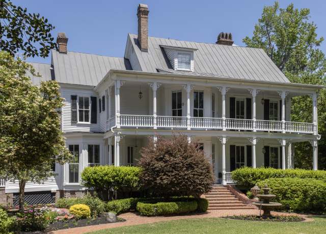 Property at 208 Sumter Ave, Summerville, SC 29483, 6 beds, 6 baths