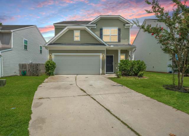 Property at 990 Augustine Ct, Summerville, SC 29483, 4 beds, 2.5 baths