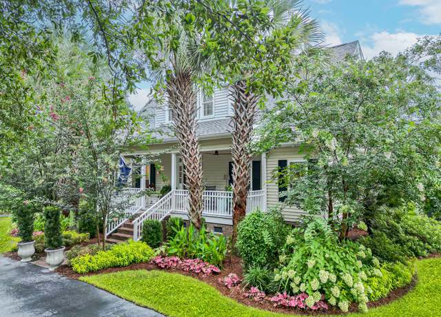 Property at 208 Old Parsonage Rd, Summerville, SC 29483, 5 beds, 3 baths