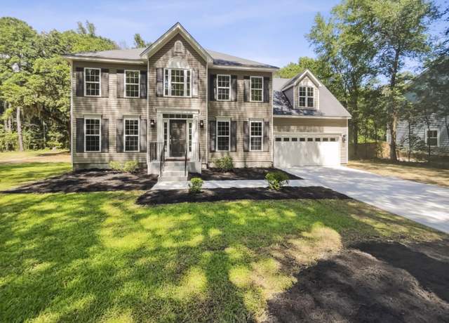 Property at 702 Spark St, Mount Pleasant, SC 29464, 4 beds, 2.5 baths