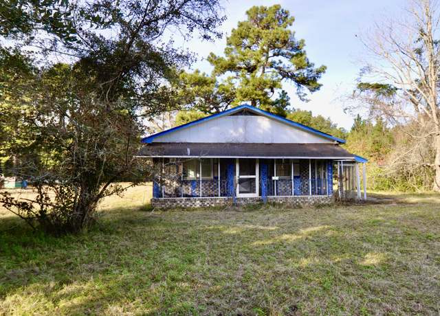 Property at 8146 N Highway 17, Mcclellanville, SC 29458, 3 beds, 1 bath