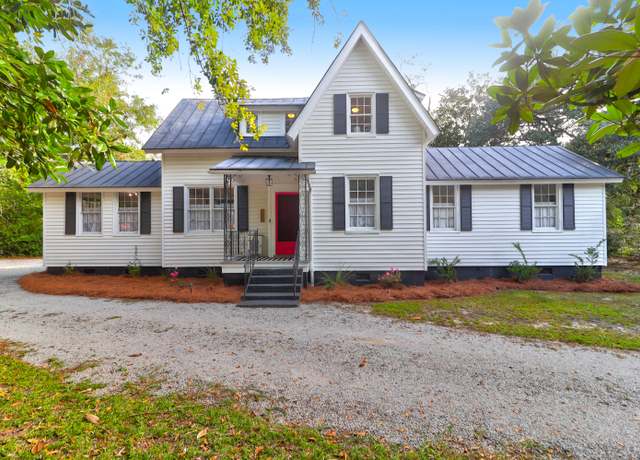 Property at 205 Tea Farm Rd, Summerville, SC 29483, 4 beds, 3.5 baths