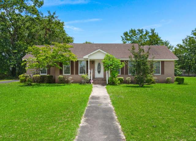 Property at 2778 Riley St, Orangeburg, SC 29118, 3 beds, 2 baths
