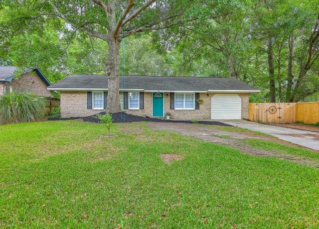 Property at 141 Larson Dr, Summerville, SC 29485, 4 beds, 1 bath