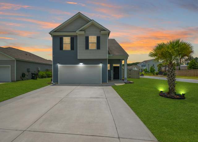Property at 118 Lagoona Dr, Summerville, SC 29483, 5 beds, 3.5 baths