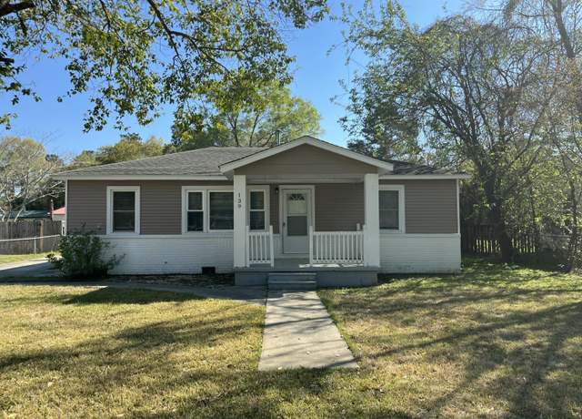 Property at 139 Stephanie Cir, Summerville, SC 29483, 3 beds, 1 bath
