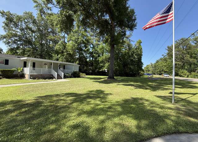 Property at 1210 Azalea Dr, Summerville, SC 29483, 3 beds, 2 baths