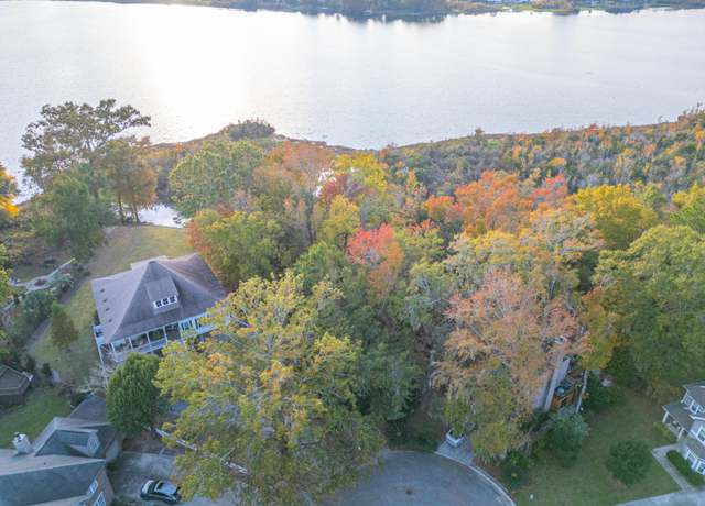 Property at 135 Mckelvey Pl, Goose Creek, SC 29445