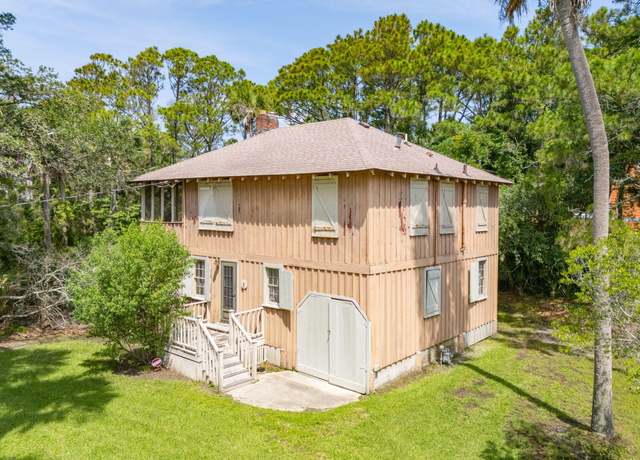 Property at 712 W Ashley Ave, Folly Beach, SC 29439, 3 beds, 2 baths