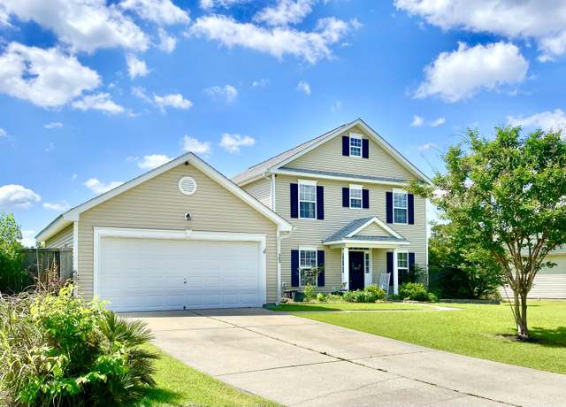 Property at 303 Seneca River Dr, Summerville, SC 29485, 3 beds, 2.5 baths