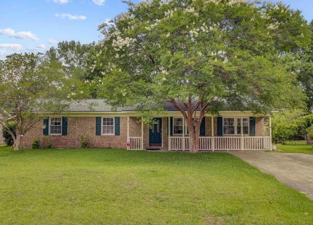 Property at 114 Stewart St, Goose Creek, SC 29445, 3 beds, 1.5 baths