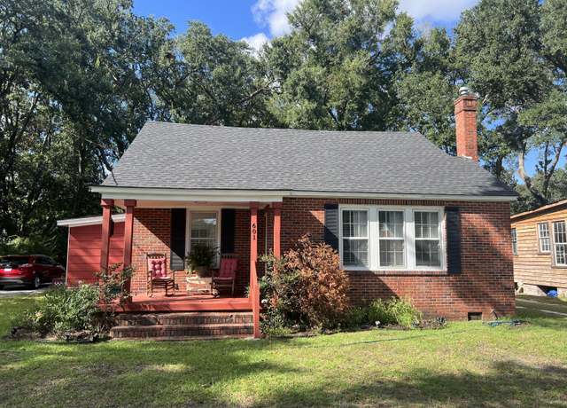 Property at 601 Carn St, Walterboro, SC 29488, 3 beds, 2 baths