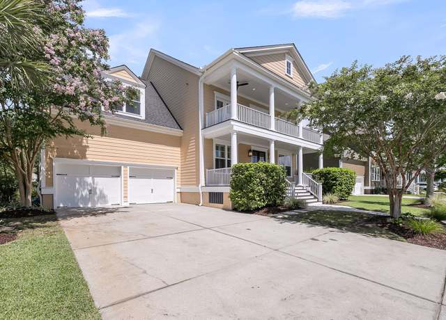 Property at 1313 Whisker Pole Ln, Mount Pleasant, SC 29466, 6 beds, 5 baths