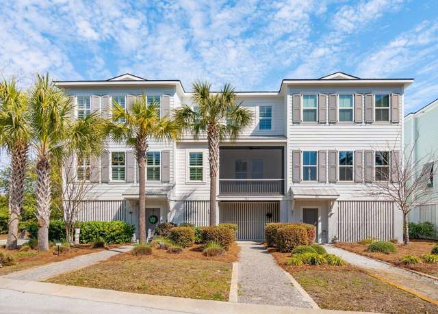 Property at 104 Alder Cir, Charleston, SC 29412, 2 beds, 2.5 baths