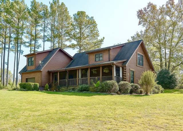 Property at 510 Pleasant Hill Rd, Landrum, SC 29356, 3 beds, 3 baths