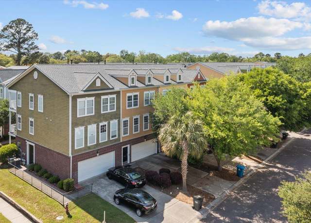 Property at 9226 Southern Oak Ln, Ladson, SC 29456, 3 beds, 3.5 baths