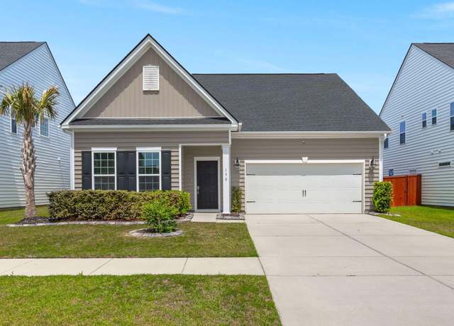 Property at 130 Stagecoach Ave, Summerville, SC 29486, 4 beds, 2.5 baths