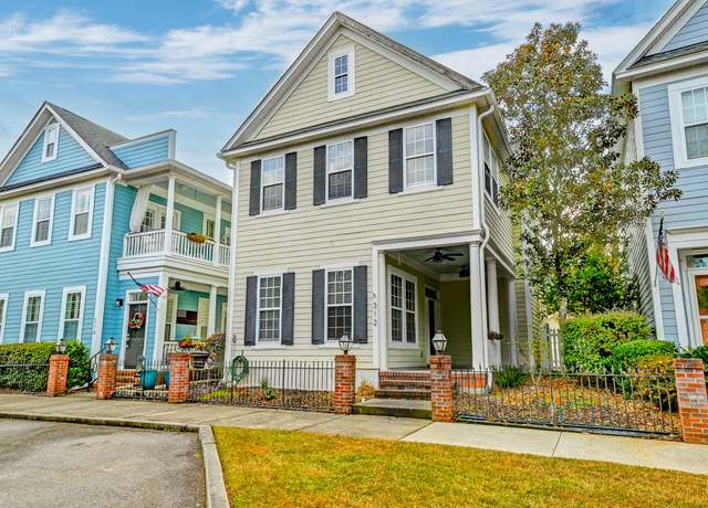 Property at 312 White Gables Dr, Summerville, SC 29483, 3 beds, 2.5 baths