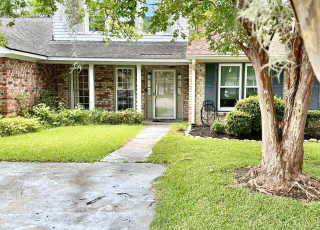 Property at 4353 Briarstone Ct, North Charleston, SC 29418, 3 beds, 1.5 baths