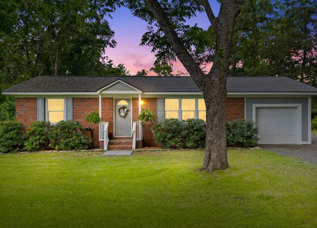 Property at 7239 Commodore Rd, Hollywood, SC 29449, 4 beds, 2 baths