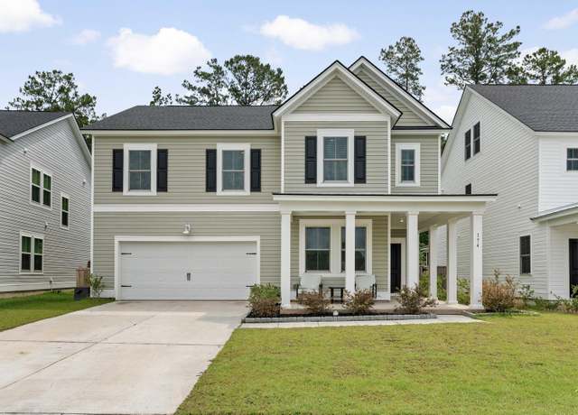 Property at 174 Red Bluff St, Summerville, SC 29483, 4 beds, 2.5 baths