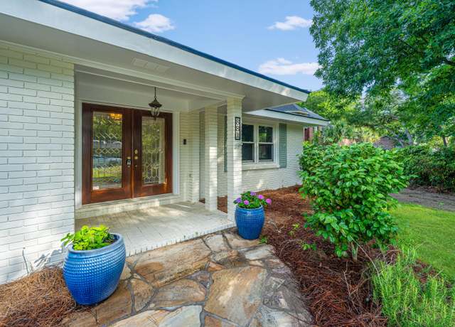 Property at 881 Evans Rd, Charleston, SC 29412, 4 beds, 3 baths