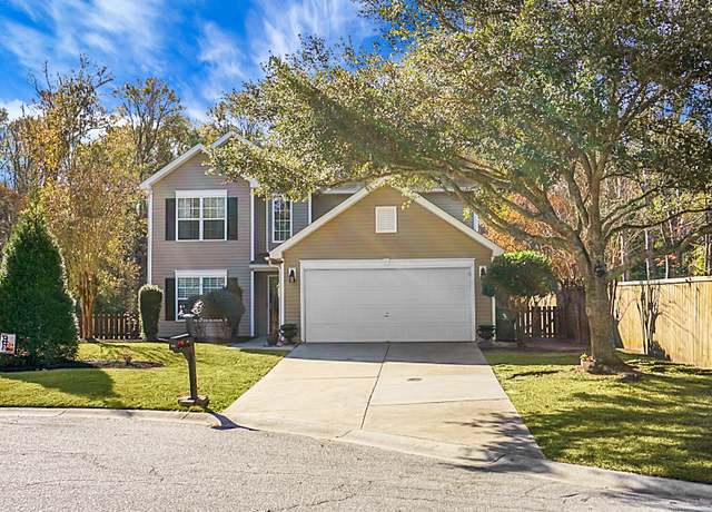 Property at 102 Teakwood Ct, Summerville, SC 29485, 3 beds, 2.5 baths