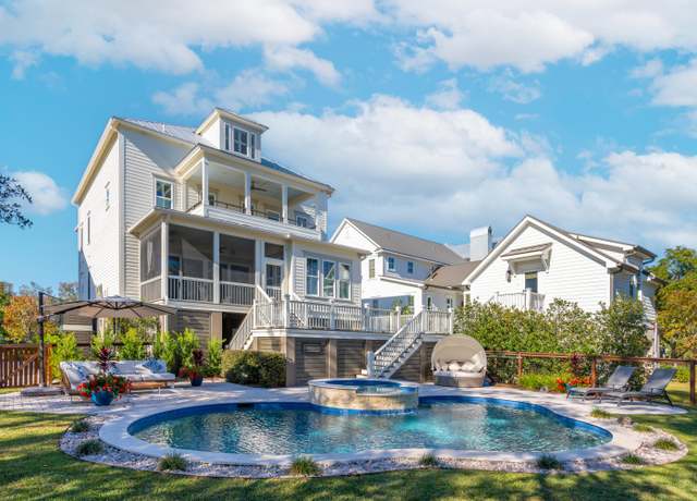 Property at 1950 Bellona St, Charleston, SC 29492, 4 beds, 4.5 baths