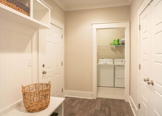 Property at 733 Breakers Reef Ln, Huger, SC 29450, 4 beds, 3.5 baths