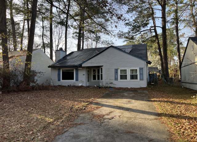 Property at 143 Mickler Dr, Ladson, SC 29456, 3 beds, 2.5 baths