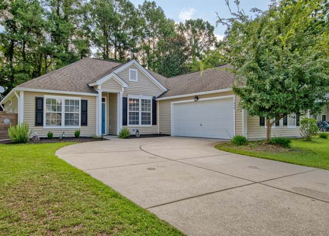 Property at 1436 Water Edge Dr, Charleston, SC 29492, 3 beds, 2 baths