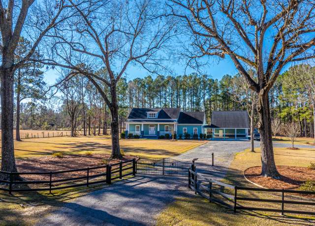 Property at 490 Cummings Chapel Rd, Ridgeville, SC 29472, 3 beds, 3.5 baths