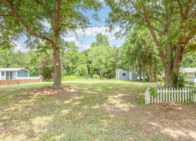Property at 324 E Poplar Branch Dr, Moncks Corner, SC 29461