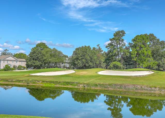 Property at 6 Roslyn Dr, Charleston, SC 29414, 3 beds, 2.5 baths