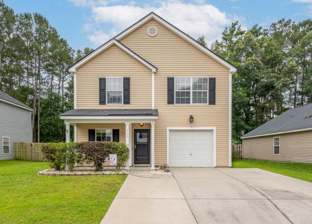Property at 117 Ducane St, Summerville, SC 29483, 3 beds, 2.5 baths