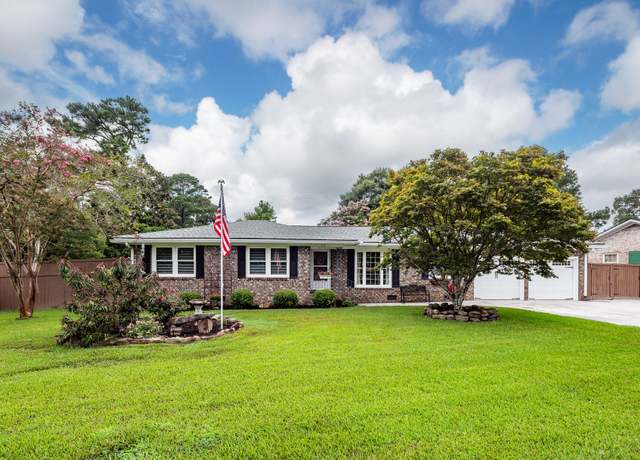 Property at 218 Ellen St, Goose Creek, SC 29445, 3 beds, 2 baths