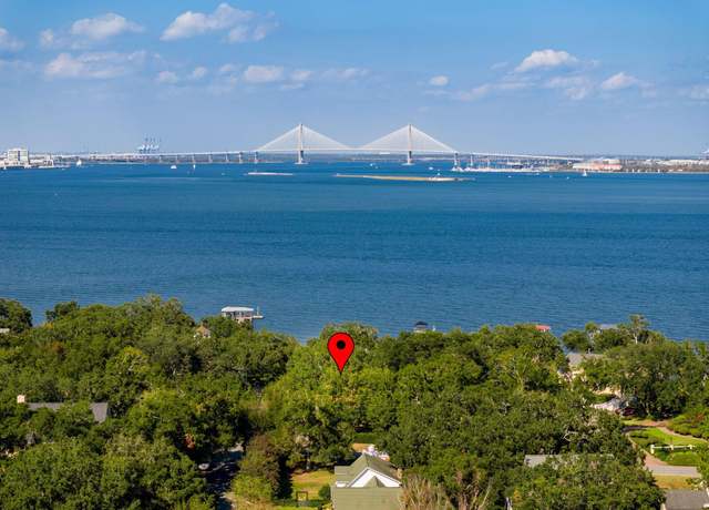 Property at 528 Wampler Dr, Charleston, SC 29412, 4 beds, 3 baths