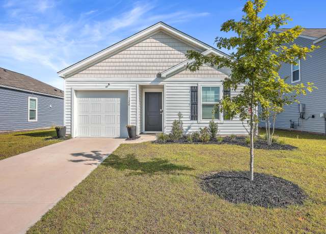 Property at 120 Clear Tide Dr, Summerville, SC 29486, 4 beds, 2 baths