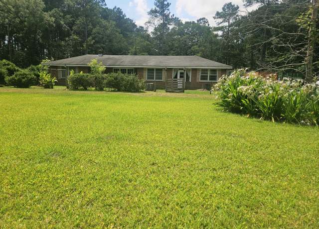 Property at 8719 Jefferies Hwy, Walterboro, SC 29488, 3 beds, 1 bath