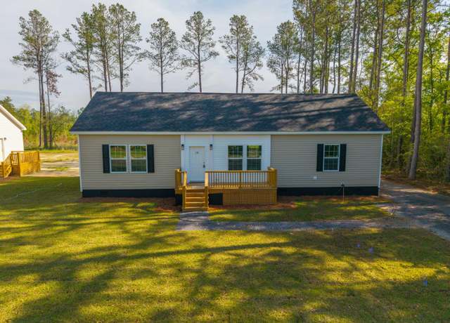 Property at 121 Dotson St, Harleyville, SC 29448, 3 beds, 2 baths