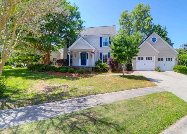 Property at 1001 Foxcroft Rd, James Island, SC 29412, 4 beds, 3.5 baths