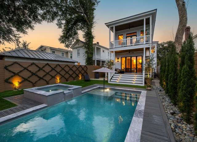 Property at 71 Moultrie St, Charleston, SC 29403, 4 beds, 4.5 baths