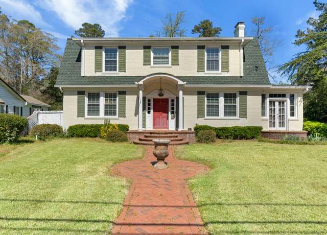 Property at 1848 Broughton St, Orangeburg, SC 29115, 4 beds, 3 baths