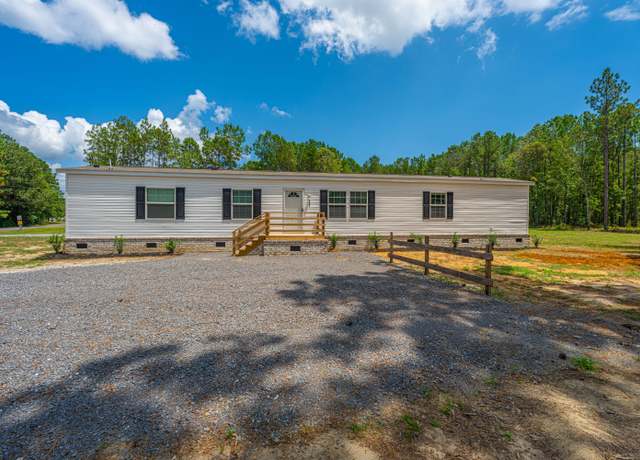 Property at 111 Sandy Oaks Ln, Cross, SC 29436, 3 beds, 2 baths