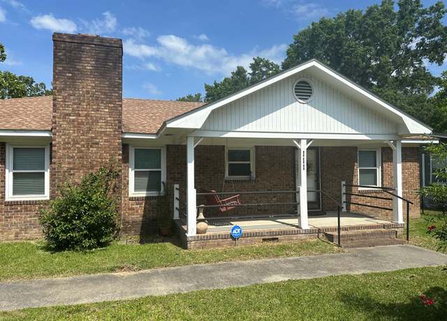 Property at 111 Craven Rd, Ladson, SC 29456, 3 beds, 2 baths
