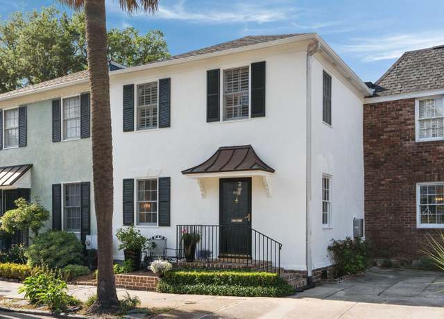 Property at 166 1/2 Queen St, Charleston, SC 29401, 2 beds, 2 baths