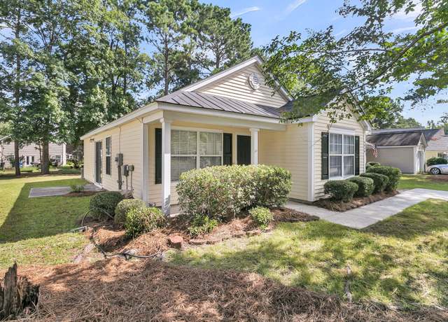 Property at 4849 Hearthside Dr, Summerville, SC 29485, 2 beds, 2 baths